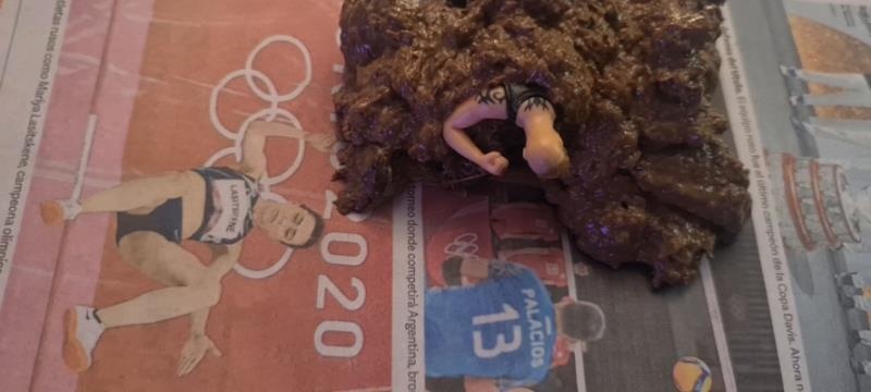 Xiomara Fox Fetish Queen – Giantess scat 1 (with a tiny men toy) 2025 (SD)