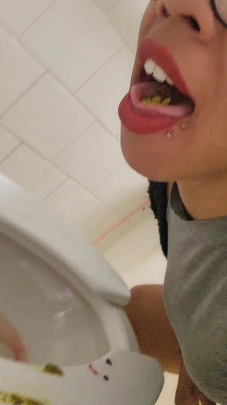 UniElla Public bathroom solo play 2025 - DaddyUni21 (SD)