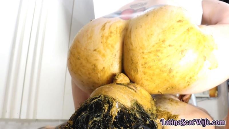LATINA SCAT WIFE - Having Fun With The Bathroom Slave 2025 (FullHD)